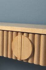 Lily-Console Table with Mirror - Image 4