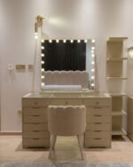 Nestor Light Vanity Set